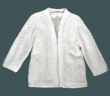 Jas wit maat 36 Teddyjas Gevoerd Nieuwstaat Incl. ceintuurs beschikbaar voor biedingen