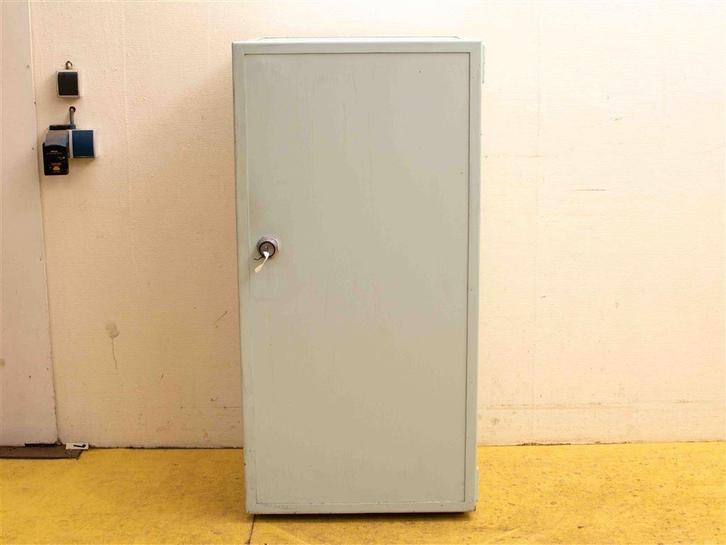 Archief kast van metaal 3810, Huis en Inrichting, Brandblussers en Brandkasten, Gebruikt, Ophalen of Verzenden