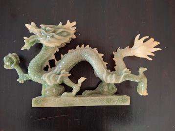 Groen Glazen Draak beschikbaar voor biedingen