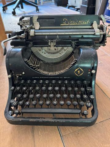 Typemachine vintage brocante beschikbaar voor biedingen