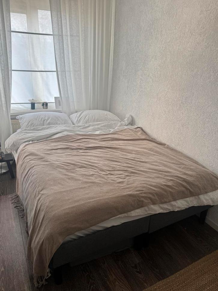 Ikea Matras 140x200 + Bedframe (apart te koop), Huis en Inrichting, Slaapkamer | Bedden, Gebruikt, Twijfelaar, 140 cm, 200 cm