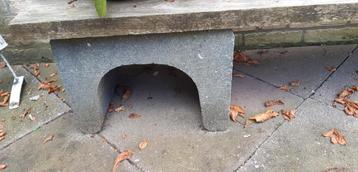 3x U element betonblokken antraciet beschikbaar voor biedingen