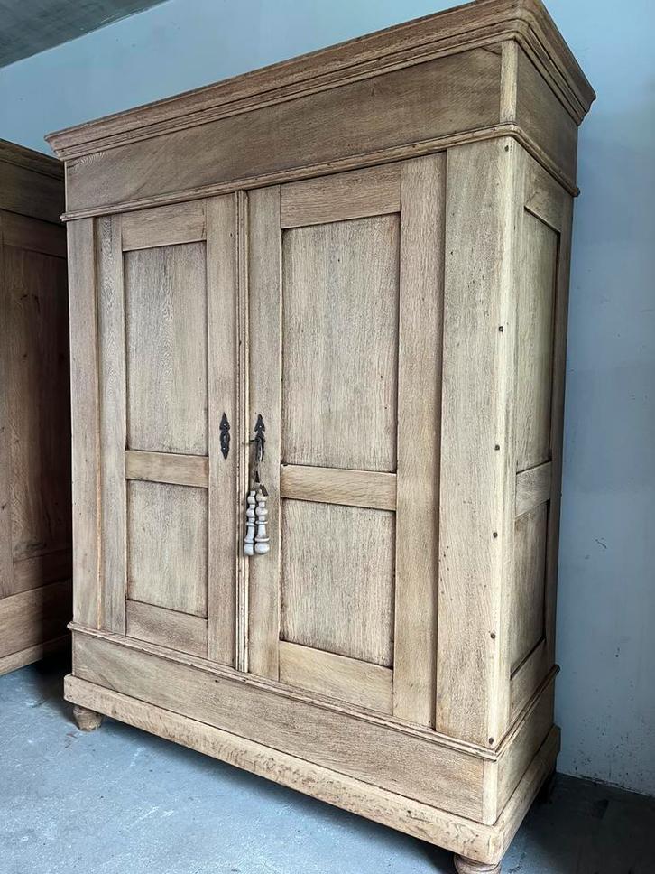 Antieke oud eiken geloogde kast demontabel 1850, Antiek en Kunst, Antiek | Meubels | Kasten, Ophalen