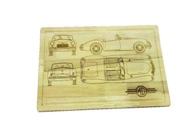 MG-A mk2 - Lijntekening op kaasplank / snijplank beschikbaar voor biedingen