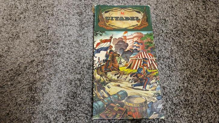 Bordspel Citadel, Hobby en Vrije tijd, Gezelschapsspellen | Bordspellen, Gebruikt, Ophalen of Verzenden