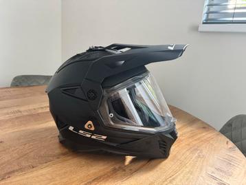 LS2 Helm Pioneer II Solid MX702 mat zwart integraal helm beschikbaar voor biedingen