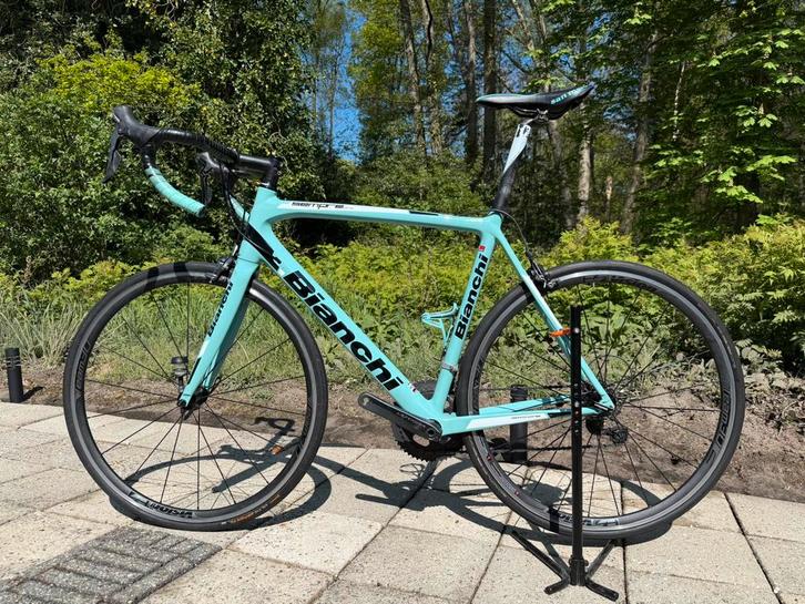 Bianchi Sempre Pro Carbon racefiets in uitstekende staat, Fietsen en Brommers, Fietsen | Racefietsen, Zo goed als nieuw, Heren