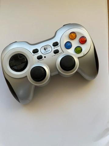 Joystick Logitech beschikbaar voor biedingen