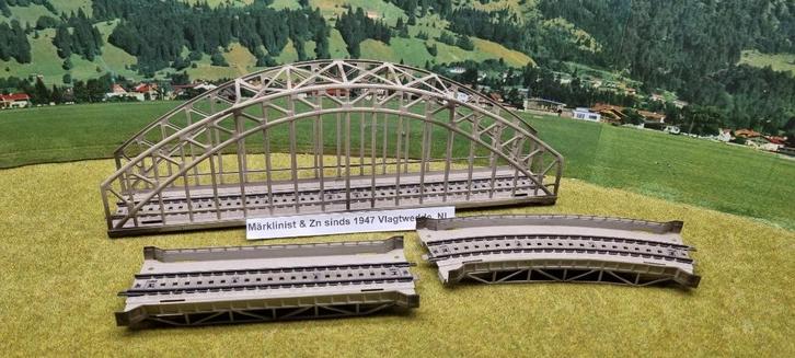 marklin 7163 - 7167 -7168 + pijlers, Hobby en Vrije tijd, Modeltreinen | H0, Zo goed als nieuw, Brug, Tunnel of Gebouw, Wisselstroom