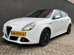 Alfa Romeo Giulietta 1.4 Turbo/170PK/PANO/Leder/Airco/NAP, Voorwielaandrijving, 65 €/maand, Zwart, 4 cilinders