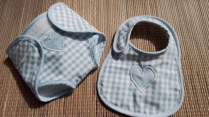 Poppenkleertjes   WASBAAR SETJE / luier taillemaat 24-26 cm, Kinderen en Baby's, Speelgoed | Poppen, Nieuw, Babypop, Ophalen of Verzenden