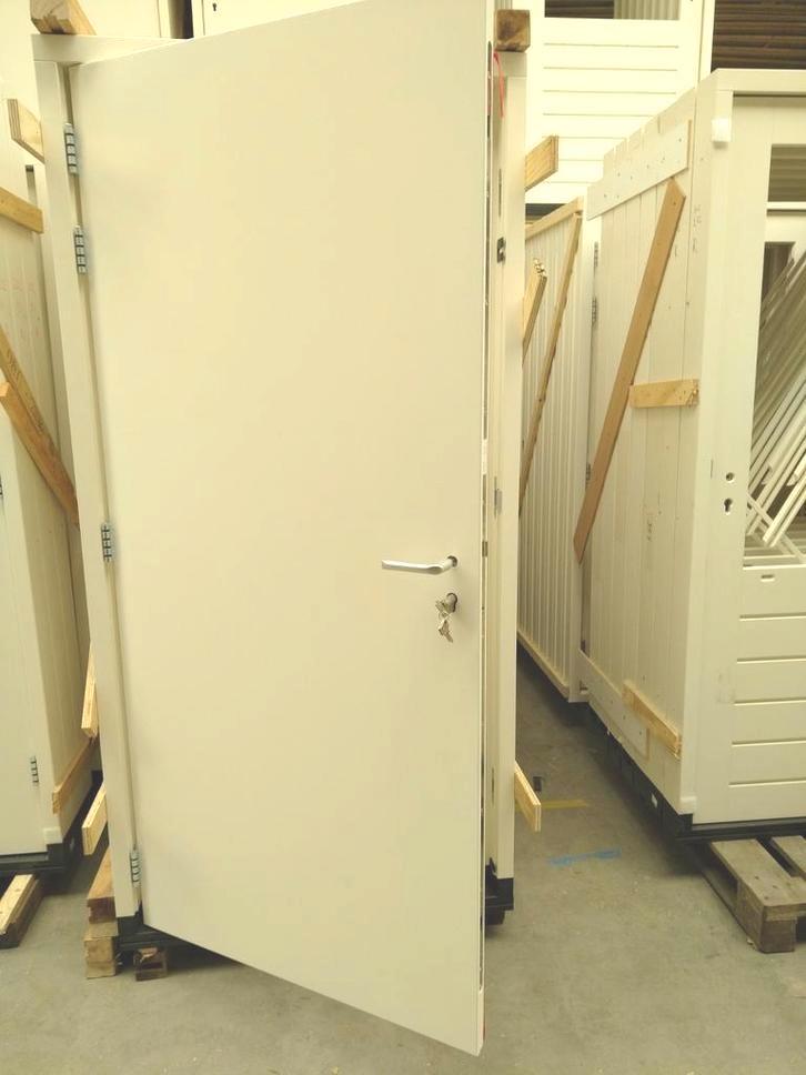 Hardhout kozijn met dicht deuren, Doe-het-zelf en Verbouw, Deuren en Horren, Nieuw, Buitendeur, 215 cm of meer, 100 tot 120 cm