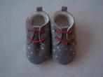 Grijze pantoffeltjes, Kinderen en Baby's, Babykleding | Schoentjes en Sokjes, Ophalen of Verzenden, Zo goed als nieuw, Jongetje of Meisje