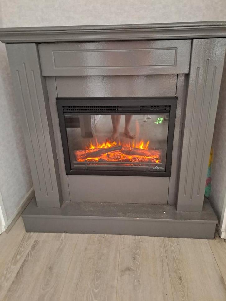 Elektrische haard met schouw, Huis en Inrichting, Haarden, Gebruikt, Elektrische haard, Ophalen of Verzenden