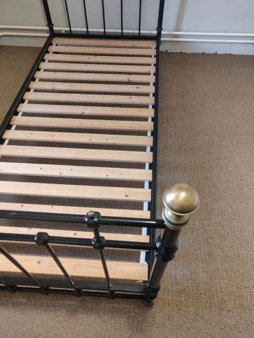 1 persoons zwart metalen bed, IKEA, 90x200 - afbeelding 3