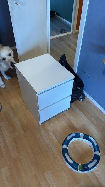 Ikea malm nachtkastje - afbeelding 1