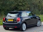 Mini Mini Electric Yours 33 kWh, panoramadak,lederen sportin, Auto's, Gebruikt, Lichtsensor, 184 pk, 185 km
