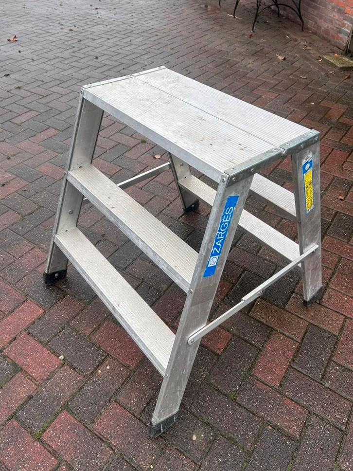 Zarges Z500 werktrap, Doe-het-zelf en Verbouw, Gereedschap | Handgereedschap, Zo goed als nieuw, Ophalen