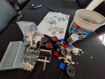 Meccano Emmer met Onderdelen en Handleiding beschikbaar voor biedingen