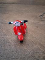 Lemax red moped, Ophalen of Verzenden