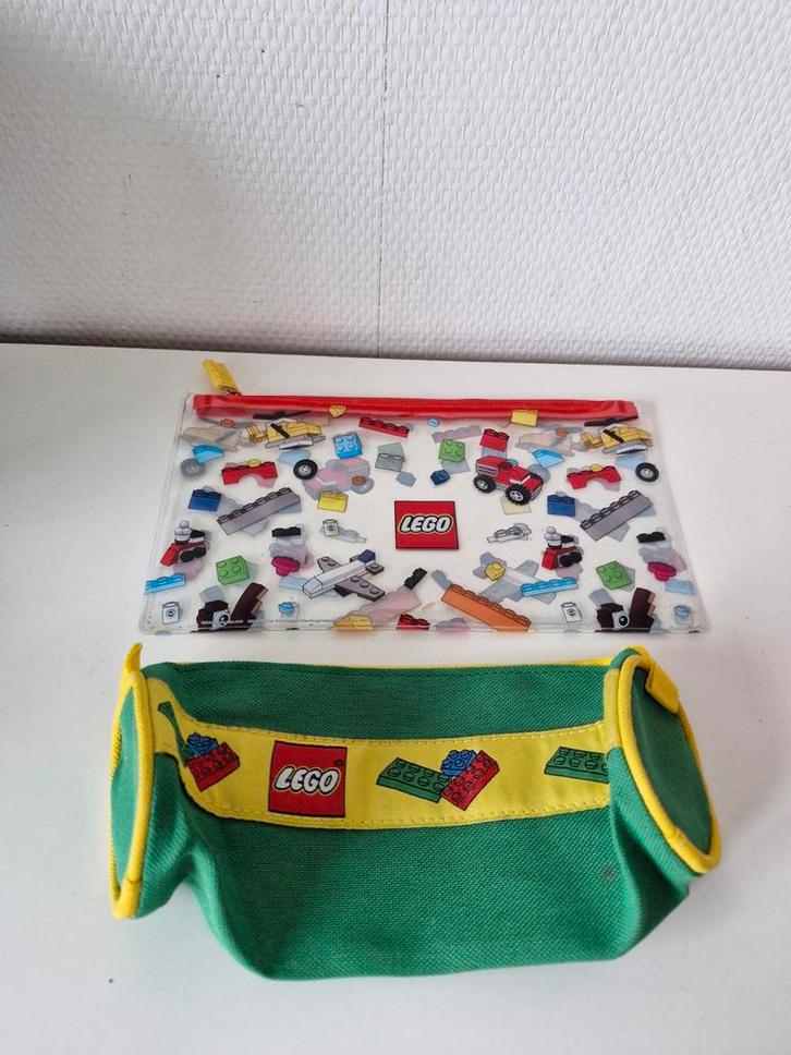 Lego etui 2 stuks, Kinderen en Baby's, Speelgoed | Duplo en Lego, Ophalen of Verzenden