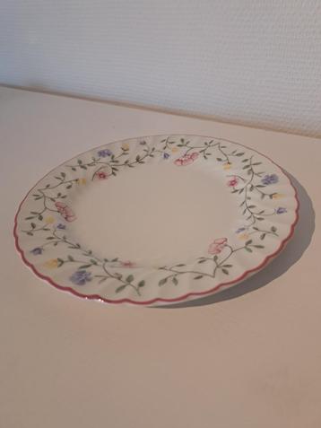 Ontbijtbord Johnson Brothers uit de serie Summer Chintz beschikbaar voor biedingen