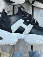 Hogans zwart wit maat 39, Zwart, Ophalen of Verzenden, Sneakers of Gympen, Hogan