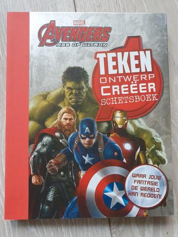 Avengers Teken/ Creëer/ Ontwerp  schetsboek  Nieuw  beschikbaar voor biedingen