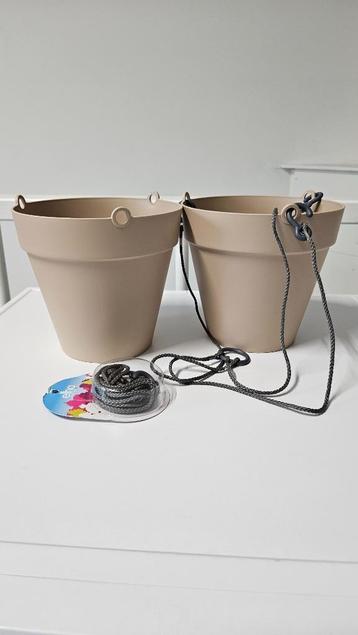 2x Elho loft urban hanging basket beige Nieuw beschikbaar voor biedingen