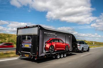 Brian James Race Transporter 6 Zwart Gesloten trailer beschikbaar voor biedingen
