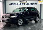 Volkswagen Tiguan 1.5 TSI 150 PK / Navigatie full map / Appl, Voorwielaandrijving, 4 cilinders, 150 pk, Zwart