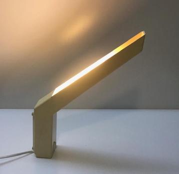 Nette vintage wand of tafellamp Dutch Design 1983  beschikbaar voor biedingen