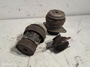 Motorsteunrubber Vw Golf Cabrio III 1.8 ('93-'00) 1H0199609E beschikbaar voor biedingen