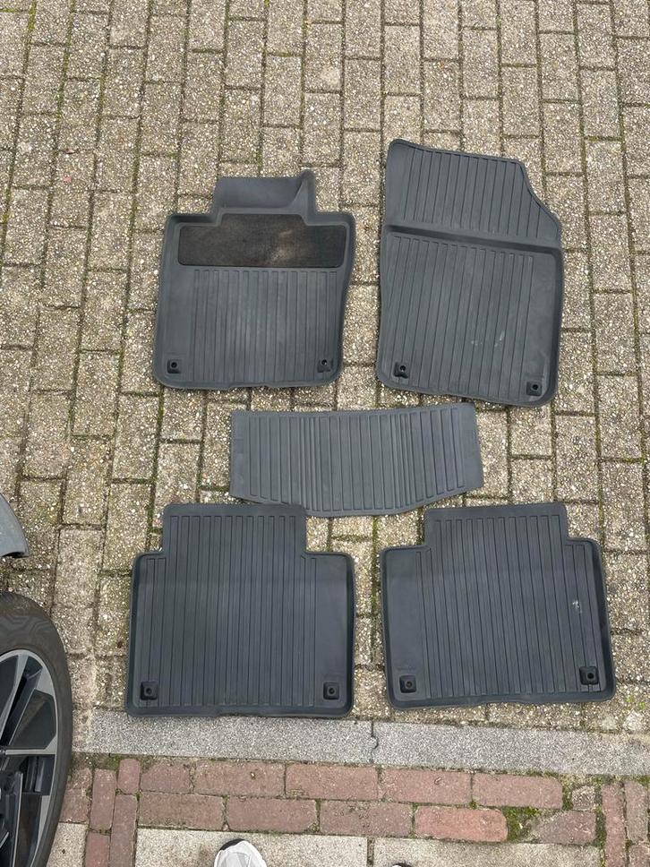 Originele Volvo S/V90 Rubber Mattenset 2016-2025, Auto diversen, Automatten, Gebruikt, Ophalen of Verzenden