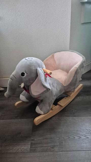 Schommelstoel Olifant Pluche beschikbaar voor biedingen