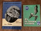 Philips, 2 folders/catalogus fotolampen, kunstlicht, Boeken, Catalogussen en Folders, Gelezen, Ophalen of Verzenden, Catalogus