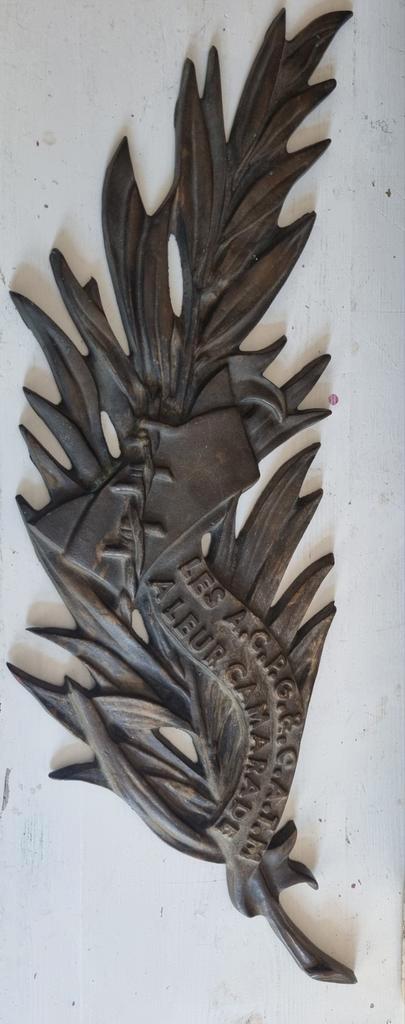 Oude bronzen Franse herdenkings palm Seine & Oise strijders, Verzamelen, Militaria | Algemeen, Overige gebieden, Ophalen of Verzenden