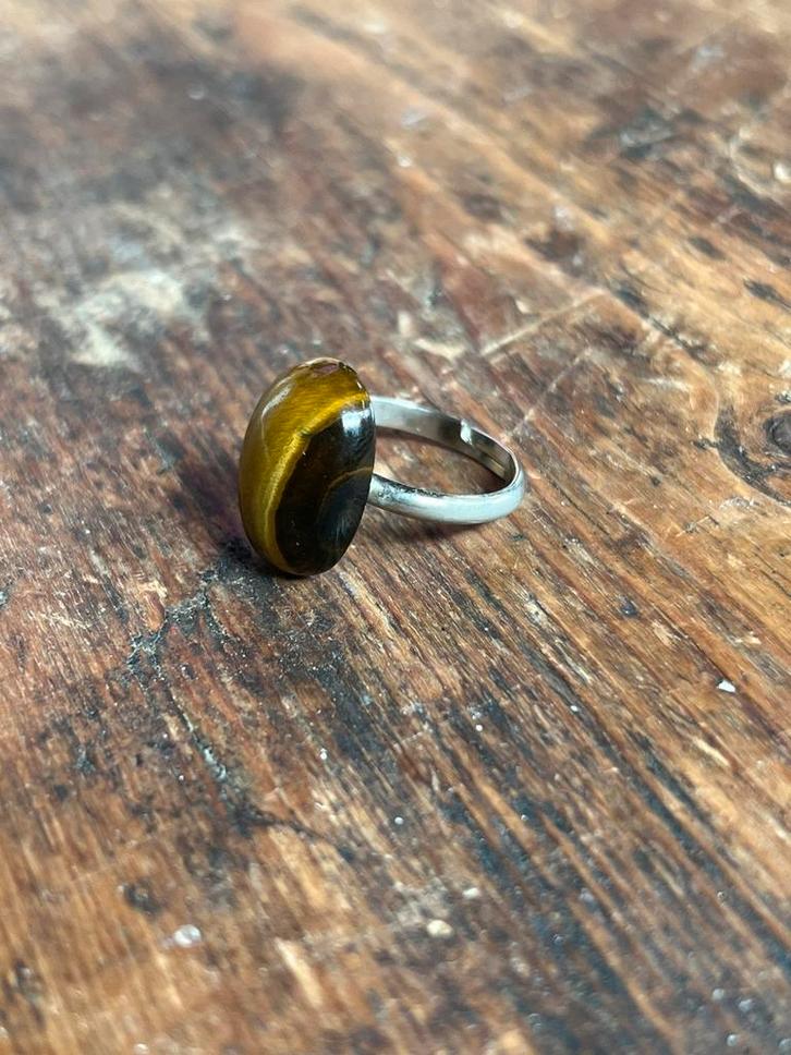 Damesring, tijgeroog. Authentiek., Sieraden, Tassen en Uiterlijk, Ringen, Zo goed als nieuw, Dame, 17 tot 18, IJzer of Staal, Met edelsteen