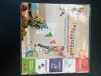 Cellofaan verpakking met jubileum postzegels en wenskaarten, Postzegels en Munten, Postzegels | Nederland, Verzenden, Na 1940