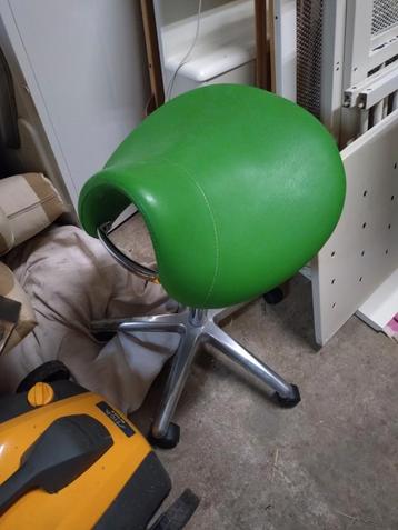 zadelkruk beschikbaar voor biedingen