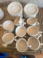 Complete subtiel bloemen set servies, Antiek en Kunst, Antiek | Servies compleet, Ophalen