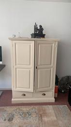 Kast, Lage off white kast, multifunctioneel, Ophalen, Zo goed als nieuw