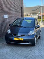 Toyota Aygo 1.0 12V Vvt-i 5DRS MMT 2007 Grijs, Stof, 4 stoelen, 68 pk, Metallic lak