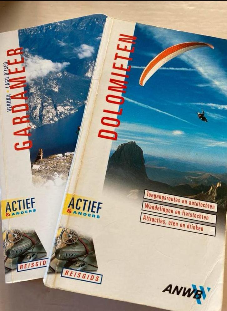 ANWB reisgidsen - Gardameer & Dolomieten, Boeken, Reisgidsen, Gelezen, Fiets- of Wandelgids, Europa, ANWB, Ophalen of Verzenden
