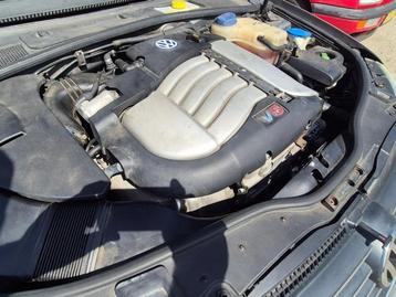 Motor van een Volkswagen Passat beschikbaar voor biedingen
