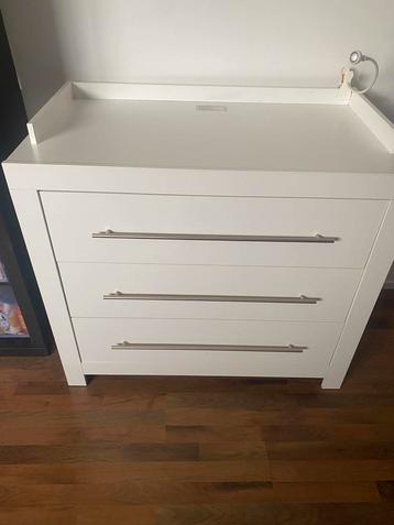 Bopita kast, bedje, commode en kapstok beschikbaar voor biedingen