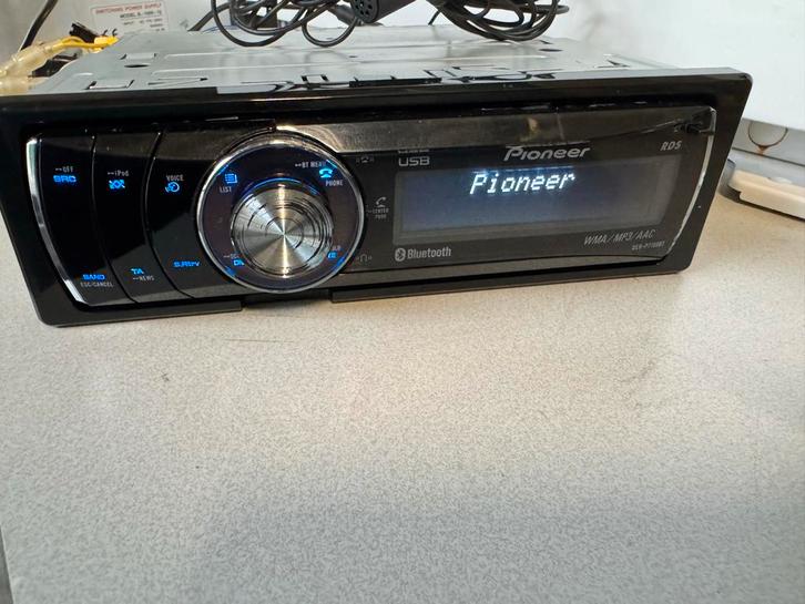 Pioneer Autoradio Aux Bluetooth USB, Auto diversen, Autoradio's, Zo goed als nieuw, Ophalen of Verzenden