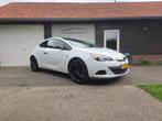 Opel Astra GTC 1.4 Turbo Sport, Auto's, Opel, Voorwielaandrijving, Stof, Gebruikt, Zwart