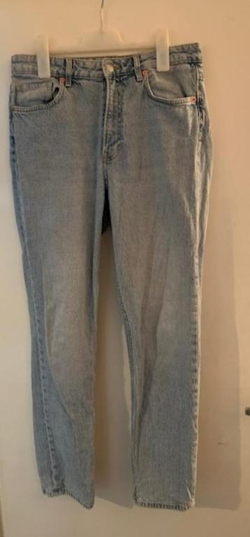 Licht blauwe spijkerbroek van &denim. Maat XL beschikbaar voor biedingen
