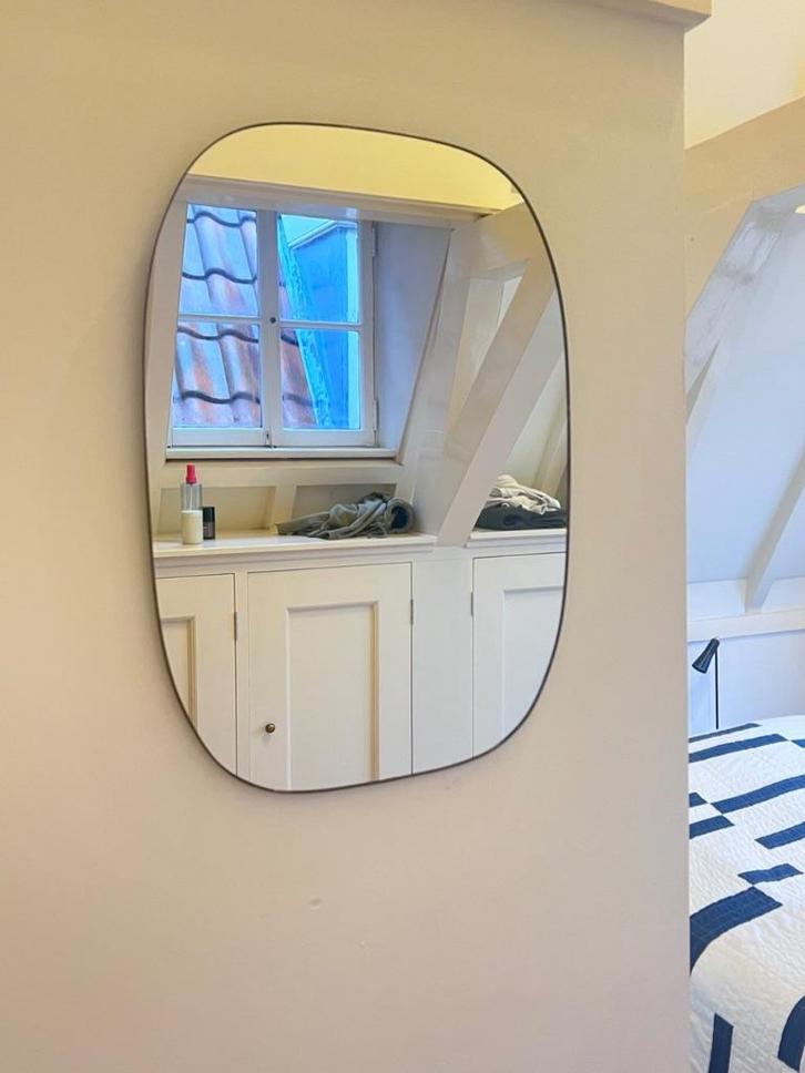 Zara Home Wall Mirror (Golden Frame), Huis en Inrichting, Woonaccessoires | Spiegels, Zo goed als nieuw, 50 tot 75 cm, Minder dan 100 cm